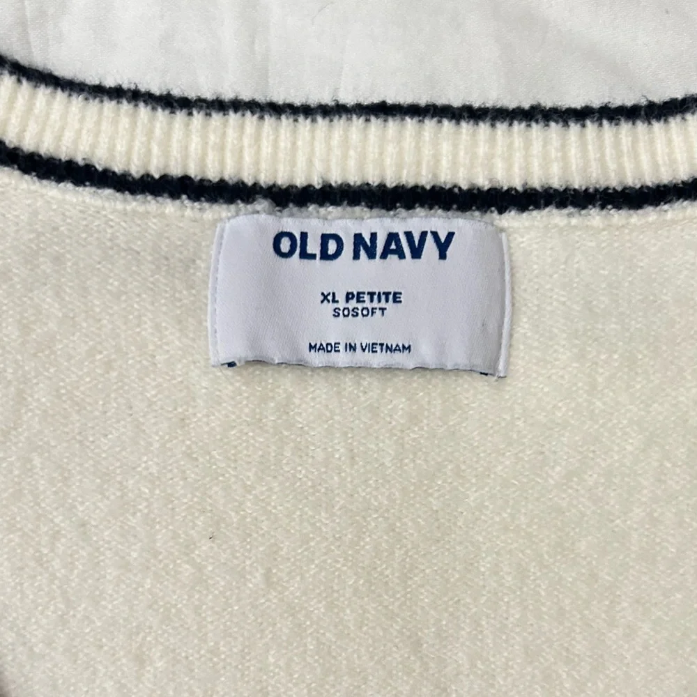 Women’s OLD NAVY sweater vest. Size XL Petite. - Picture 2 of 5